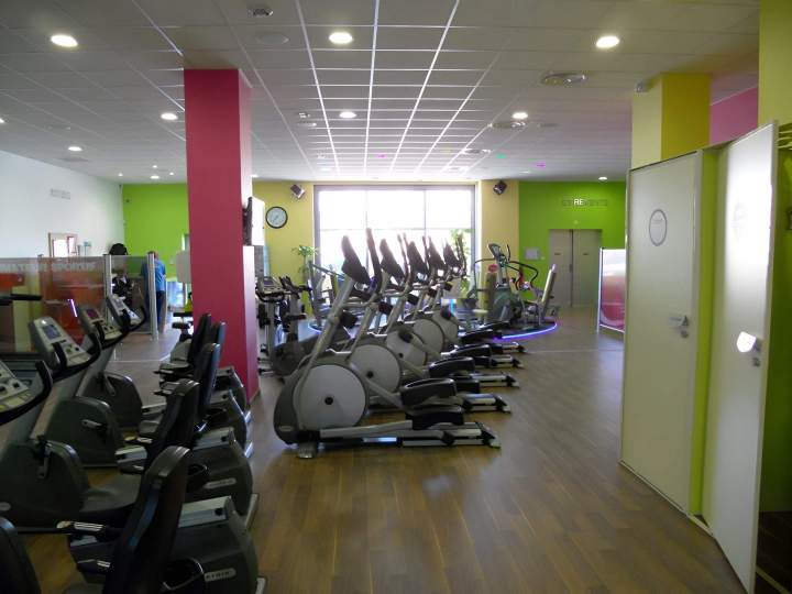 318b70877696 Picsart AiImageEnhancer